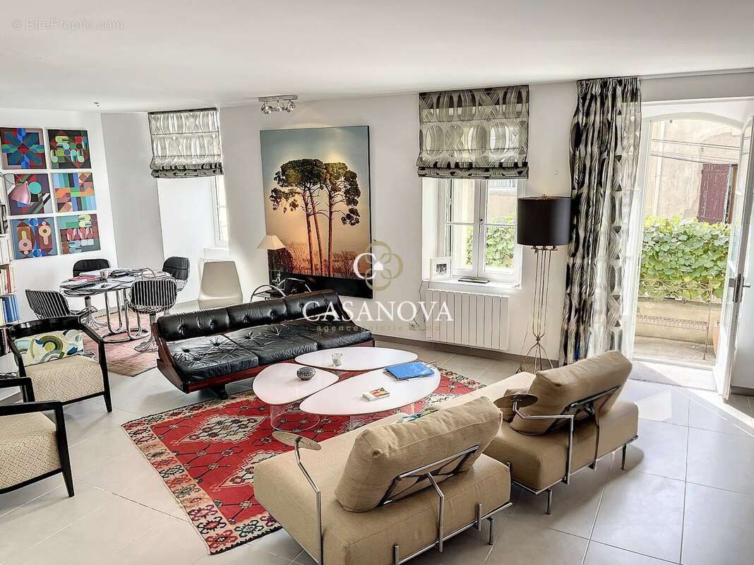 Maison à THEZAN-LES-BEZIERS