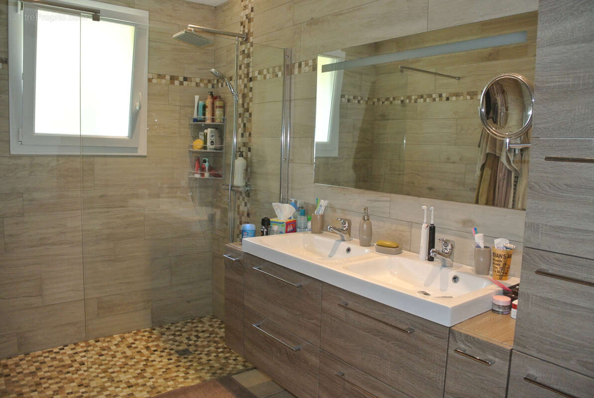 Maison à MAUVEZIN-SUR-GUPIE