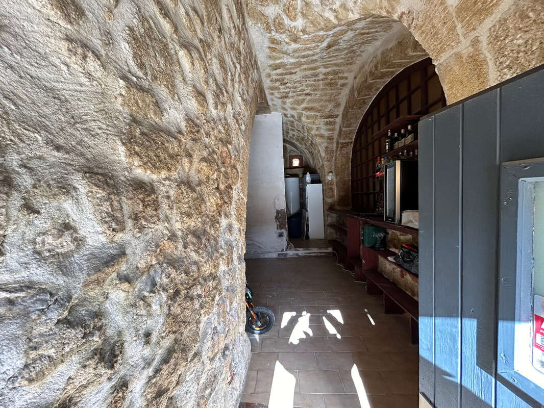 Maison à POUSSAN