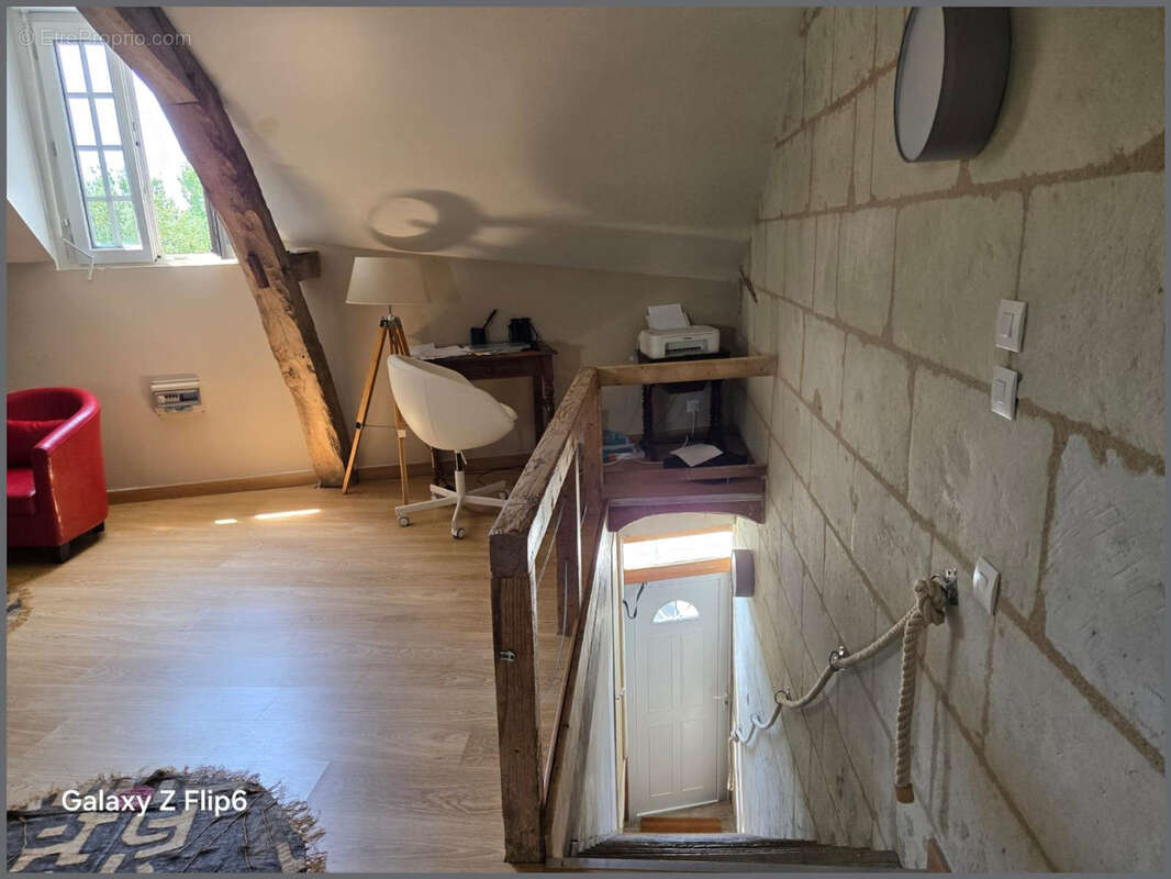 Maison à SAINT-CLEMENT-DES-LEVEES