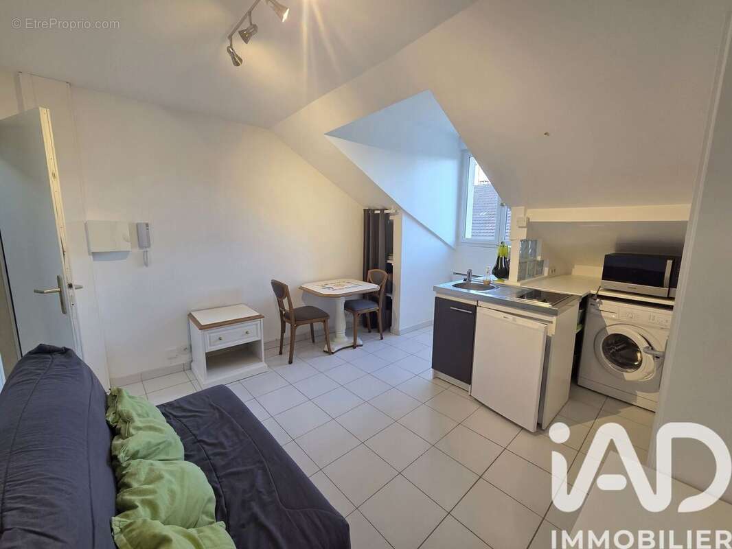 Photo 6 - Appartement à QUINCY-VOISINS