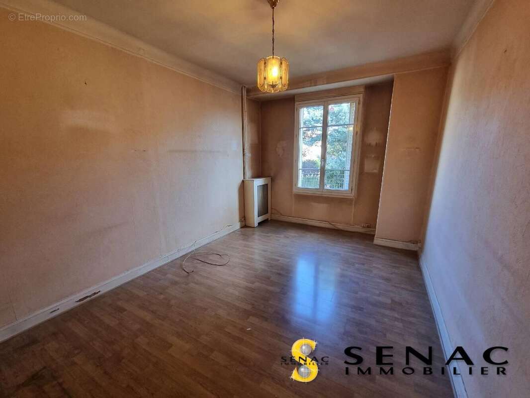 Appartement à SAINT-PRIX