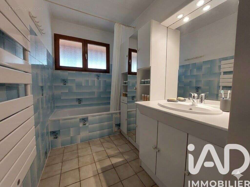 Photo 7 - Maison à LAGORCE