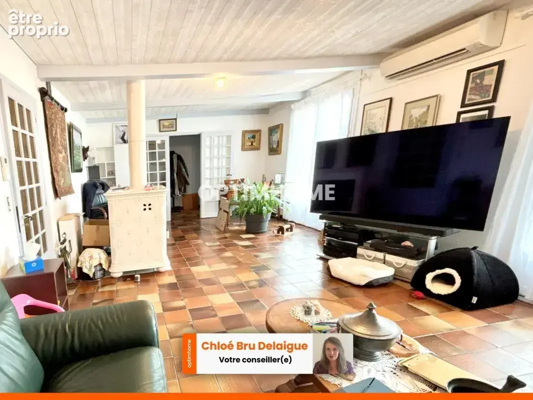 Maison familiale de plain-pied avec piscine couverte et vue sur le Pic de Nore – 171 m² – terrain 1 704 m² - photo 3