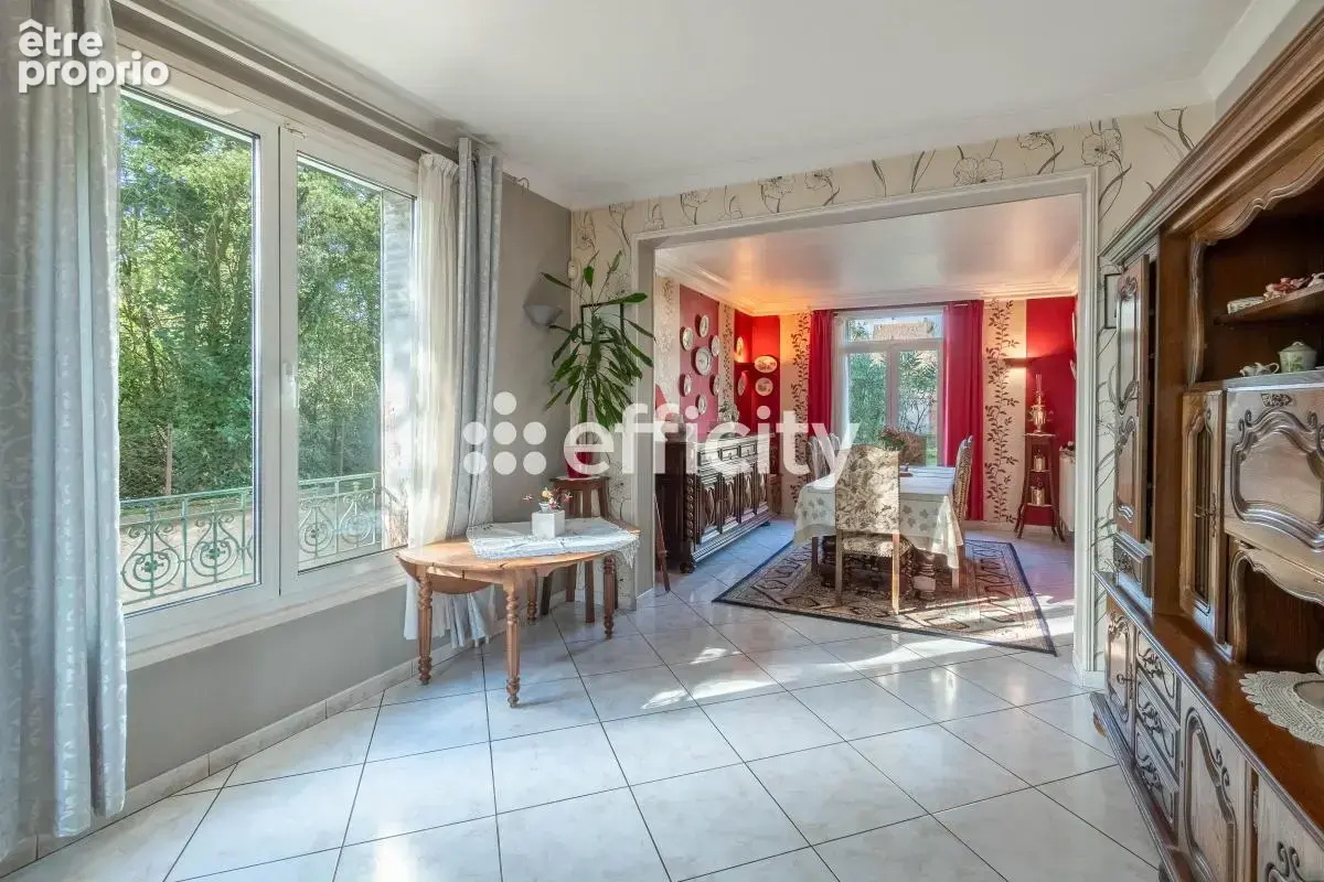 Maison 8 pièces 222 m² à vendre à Villeneuve-Le-Roi (94290) - photo 5