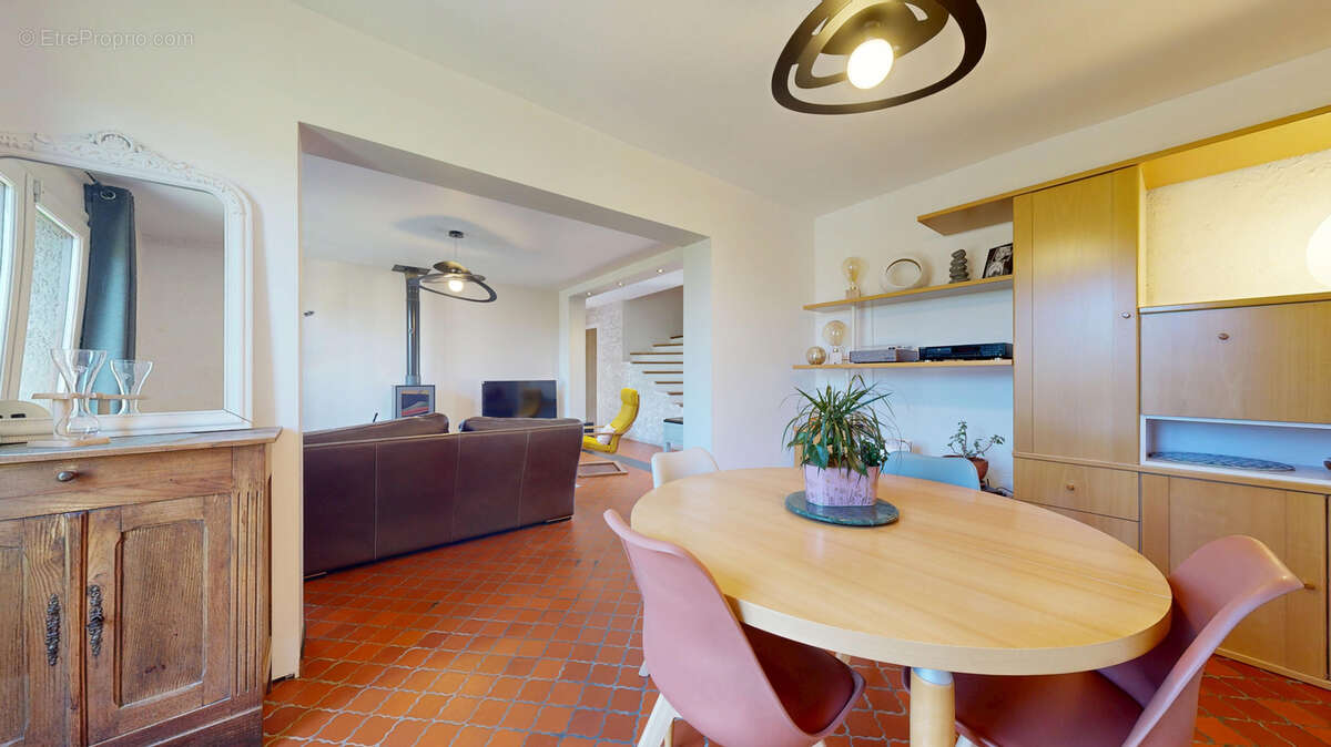 Maison à SAINT-GERMAIN-DE-LA-GRANGE