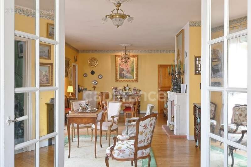 Maison à SAINT-GERMAIN-EN-LAYE