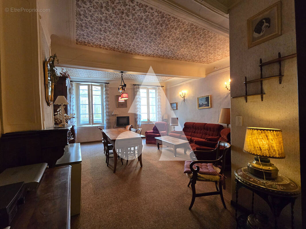 Appartement à BRIGNOLES