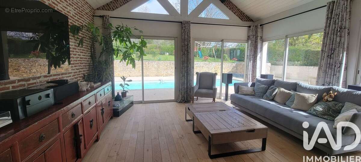 Photo 3 - Maison à LA CHAPELLE-REANVILLE