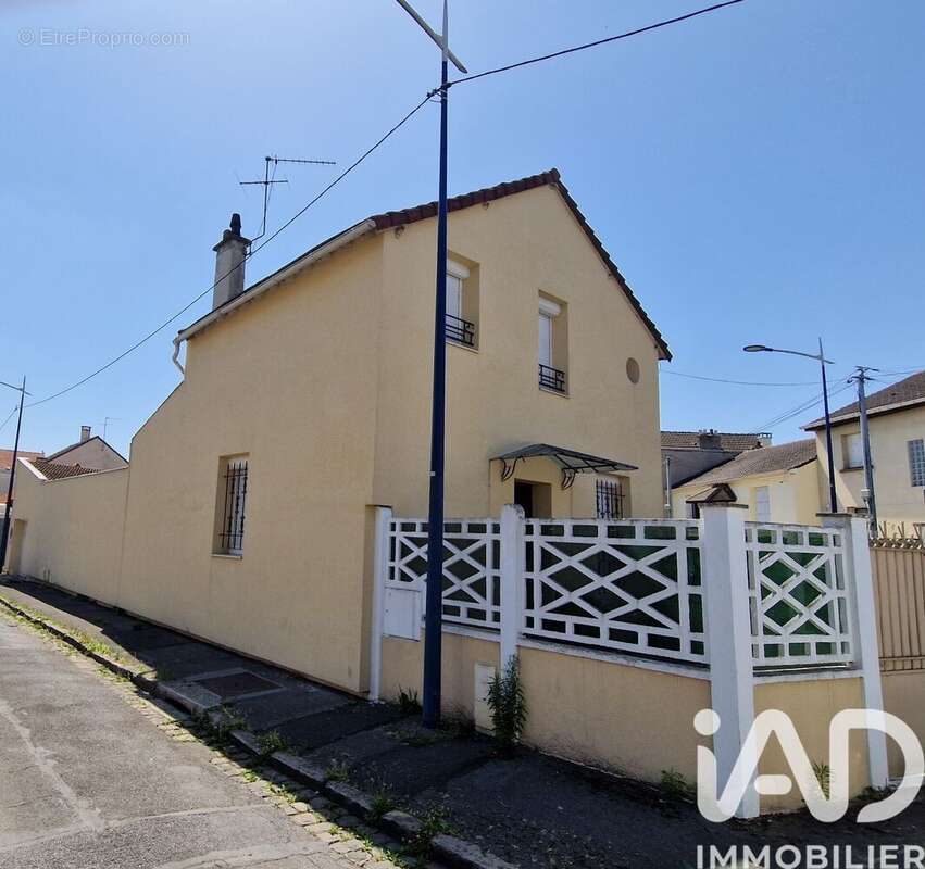 Photo 2 - Maison à DRANCY
