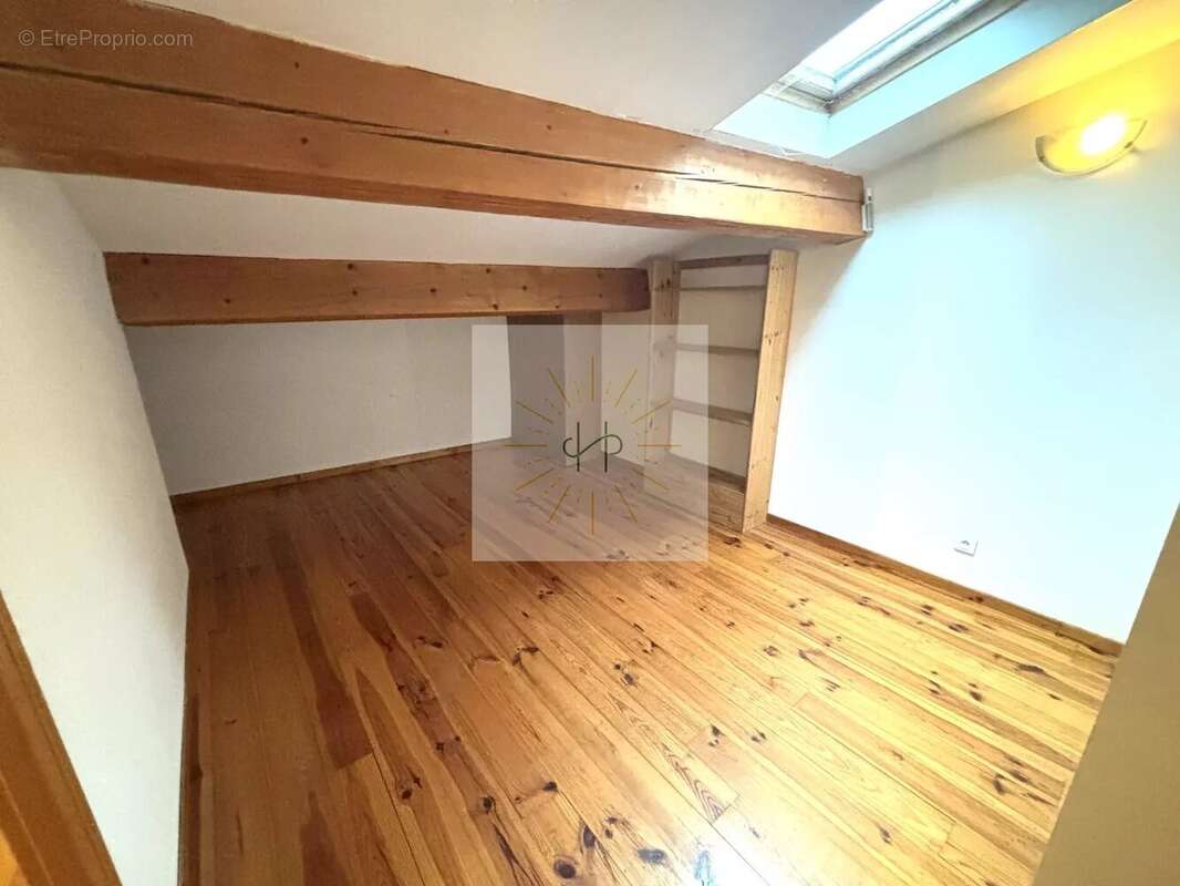 Maison à MONTELIMAR