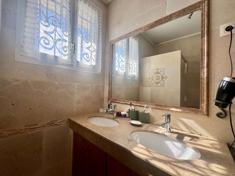 Maison à VILLEMOMBLE