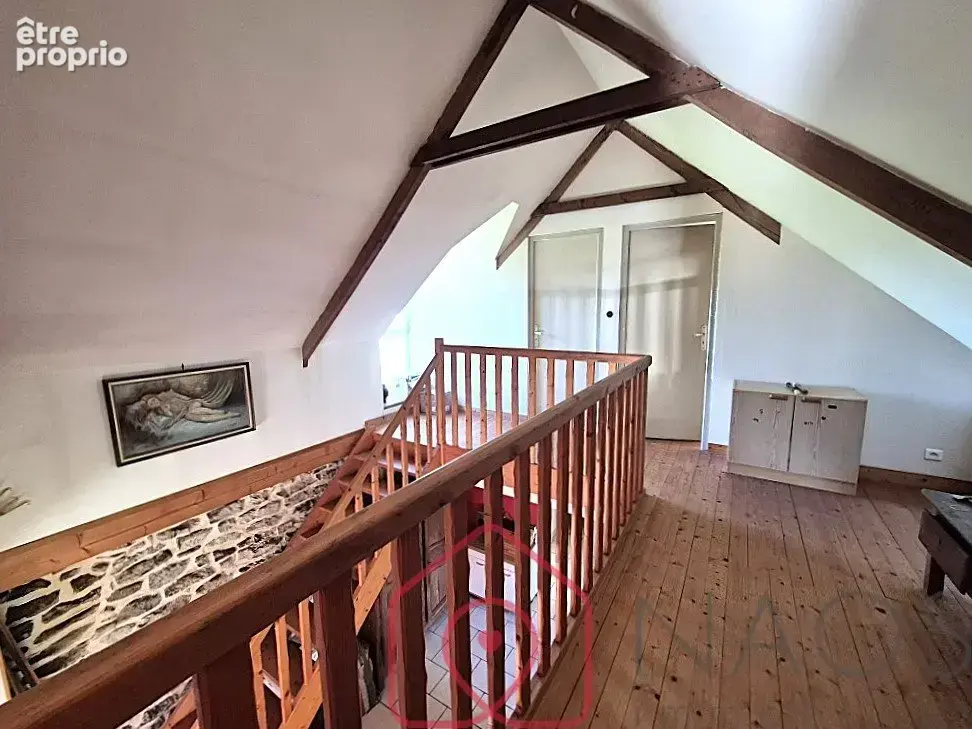 Roudouallec au calme - longere + dependances sur 1989 m² de terrain. - photo 6