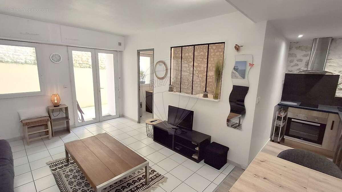 Appartement à VAUX-SUR-MER
