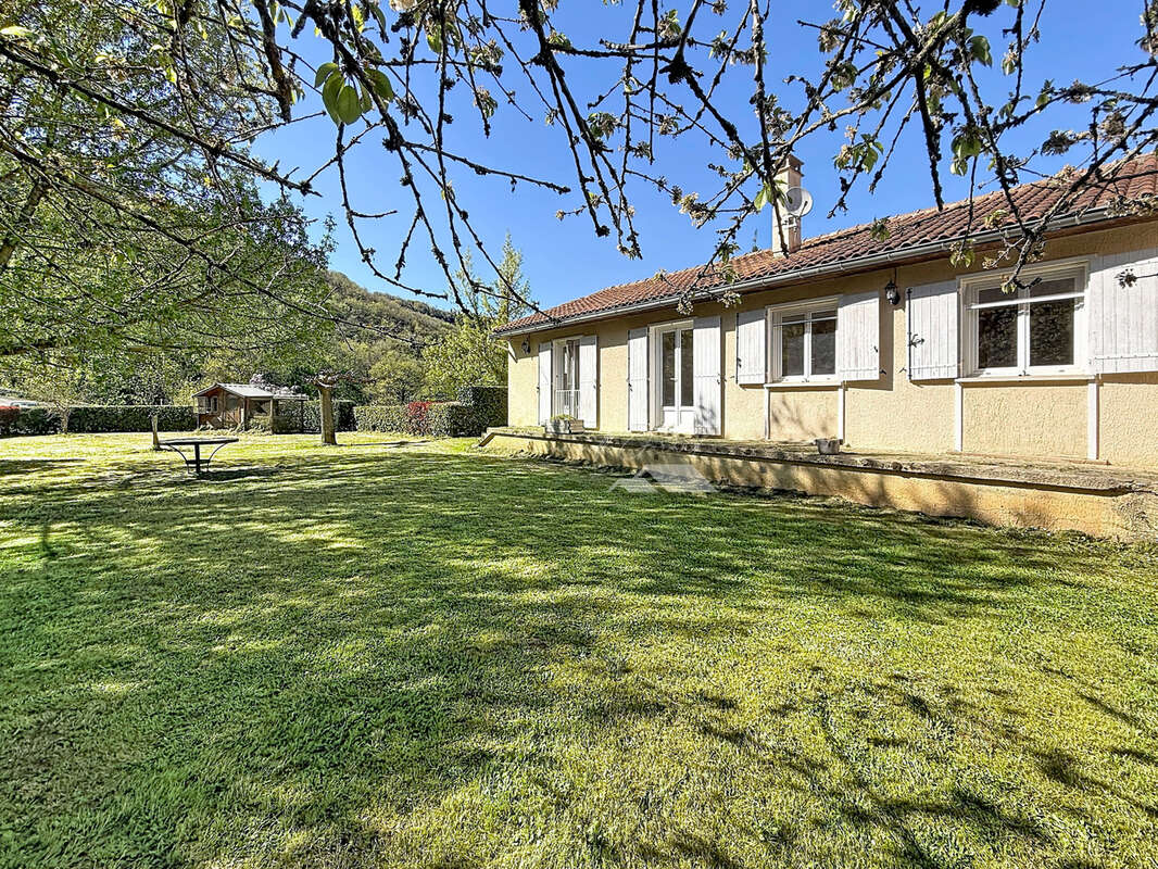 Maison familiale avec garage et grand jardin // Plain-pied - photo 21