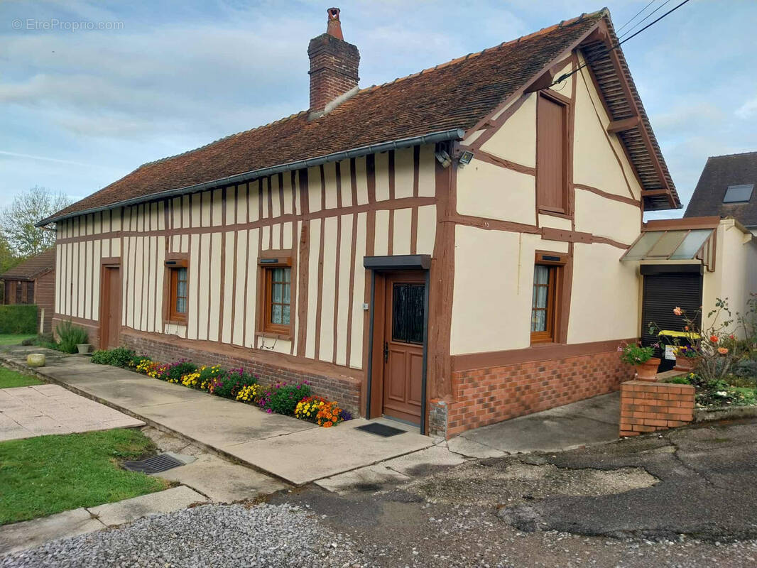 Maison à NEUFCHATEL-EN-BRAY