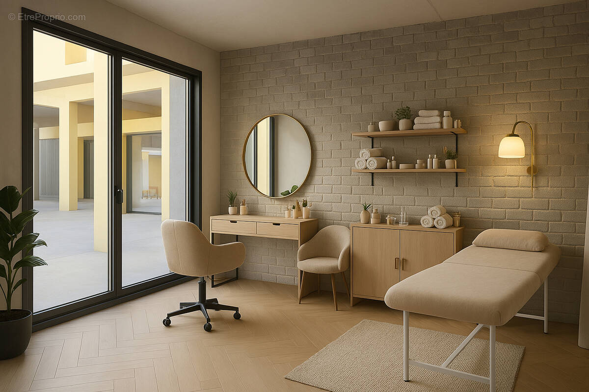 Commerce à GROSSETO-PRUGNA