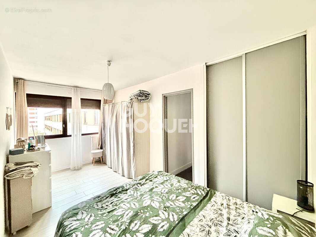 Appartement à RILLIEUX-LA-PAPE