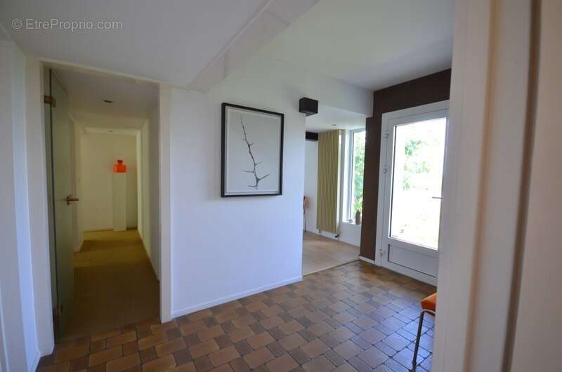 CHATEAU THIERRY (02) à vendre maison d'architecte de 167 m² avec sous-sol total - photo 7
