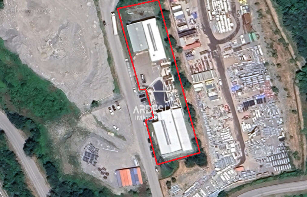 Ensemble immobilier industriel   Zone des Œillettes - photo 2