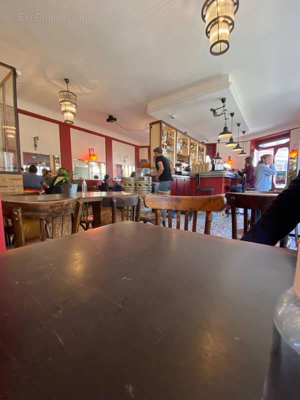 Commerce à MONTREUIL