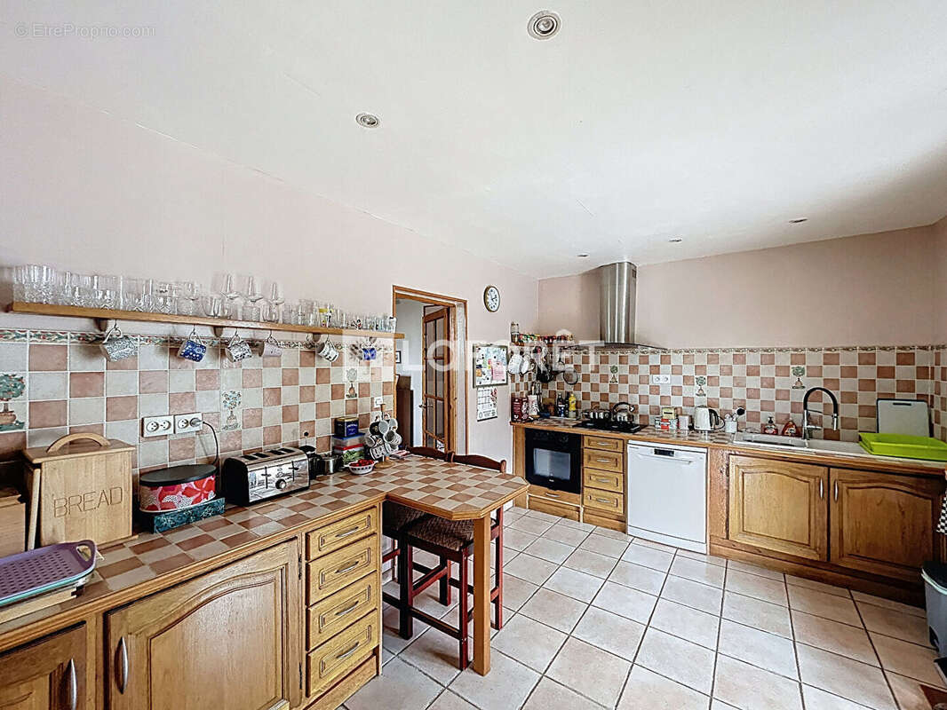 Maison Lizac 5 pièce(s) 172.11 m2 - photo 7