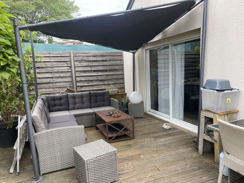 St hilaire st florent maison 3 chambres de plain pied sur parcelle de 848m2 de terrain arbore clos - photo 17