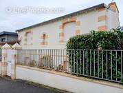 Maison à LE RELECQ-KERHUON