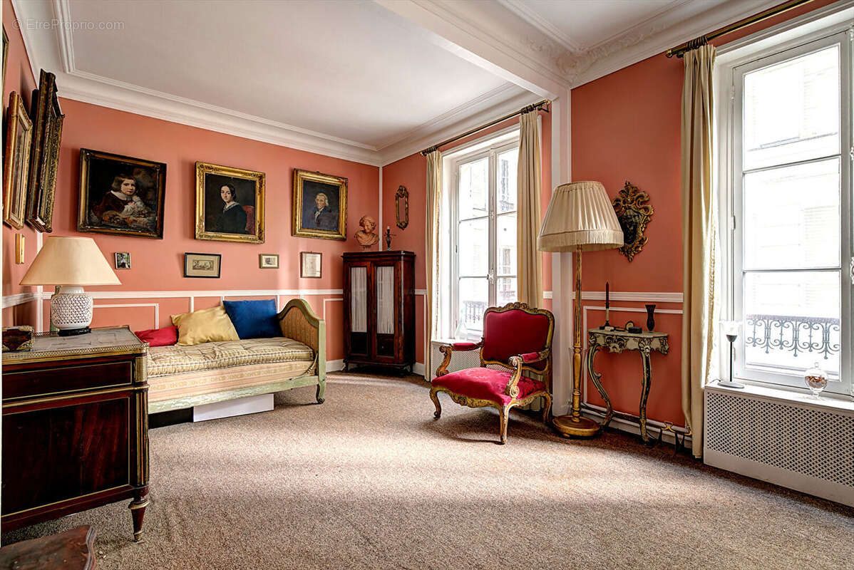 Appartement à PARIS-9E