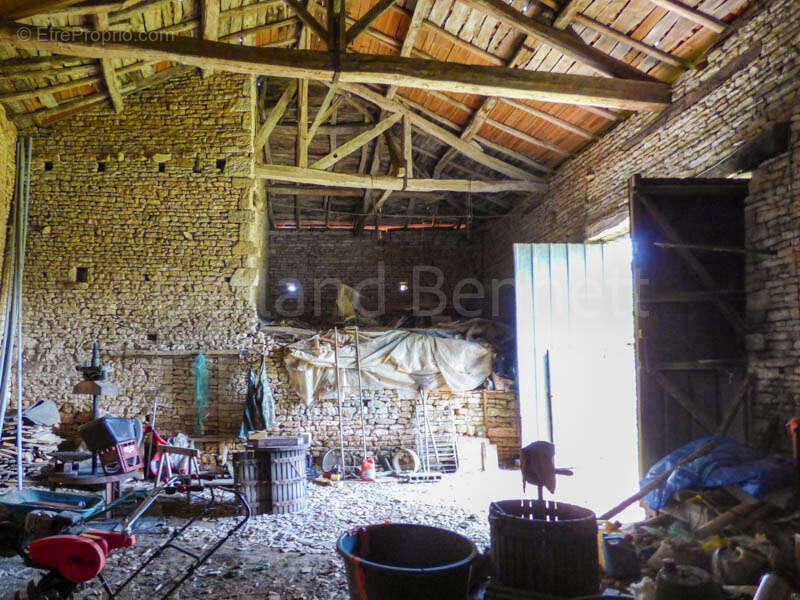 Maison à SAUZE-VAUSSAIS