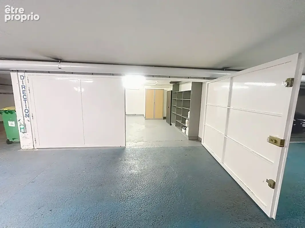 Double box 28 m² ? sécurisé et facilement accessible - photo 3