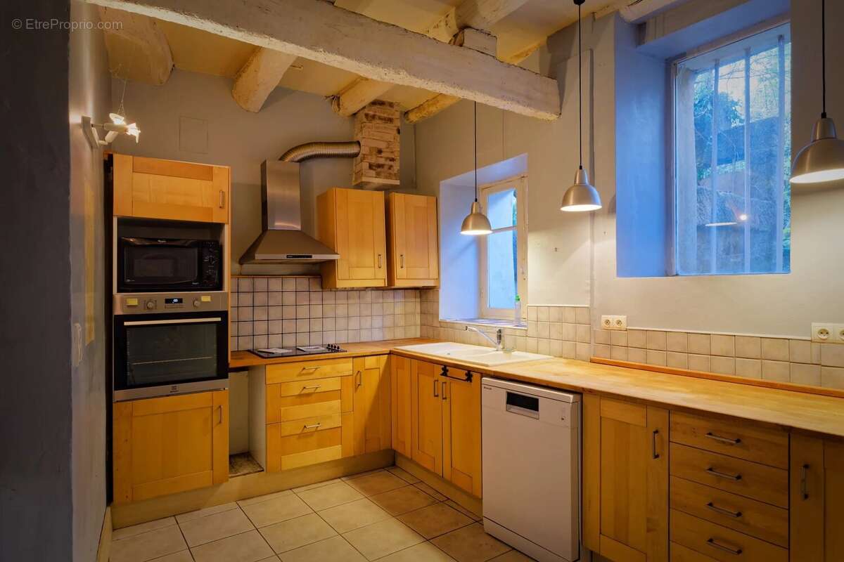 Maison 117 m² à Uzes  - photo 5