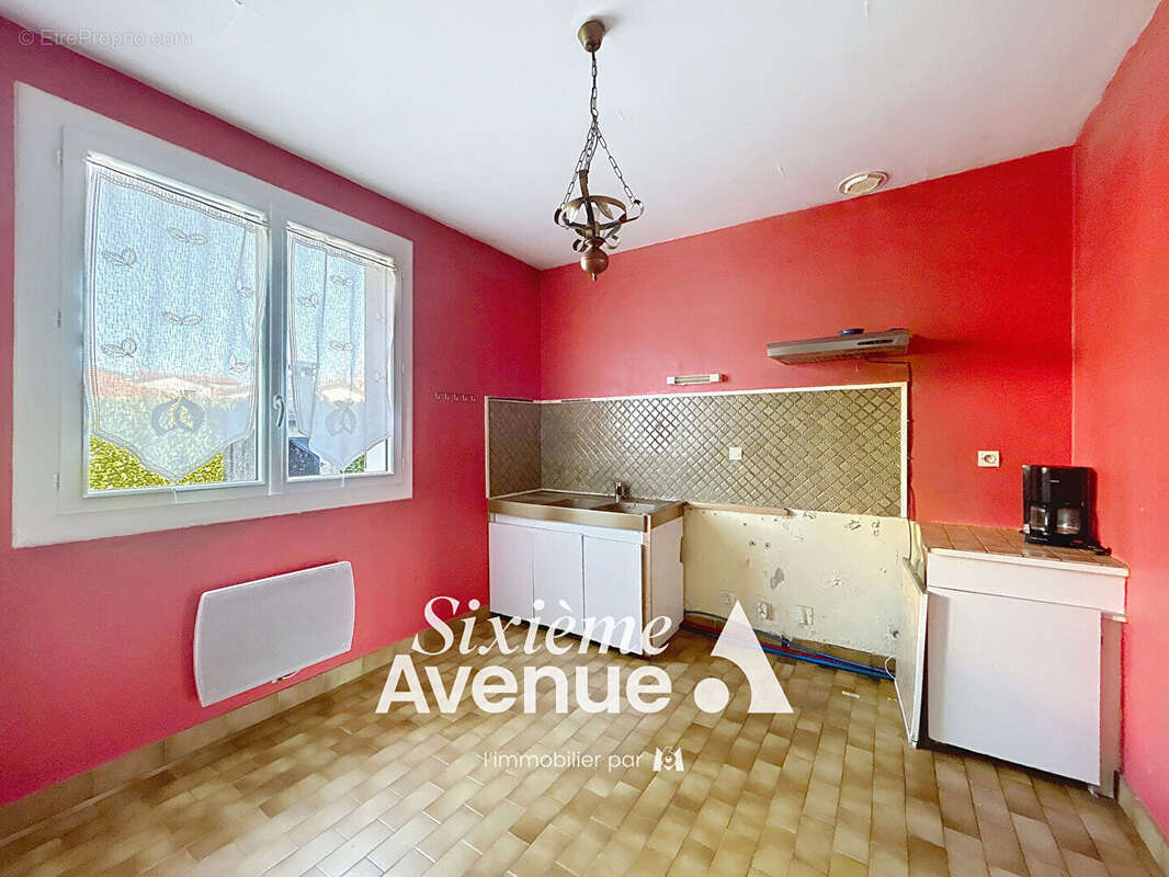 Maison à DECINES-CHARPIEU