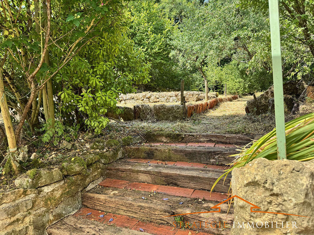 CHARRECEY, maison en pierres avec dépendances et terrain - photo 3