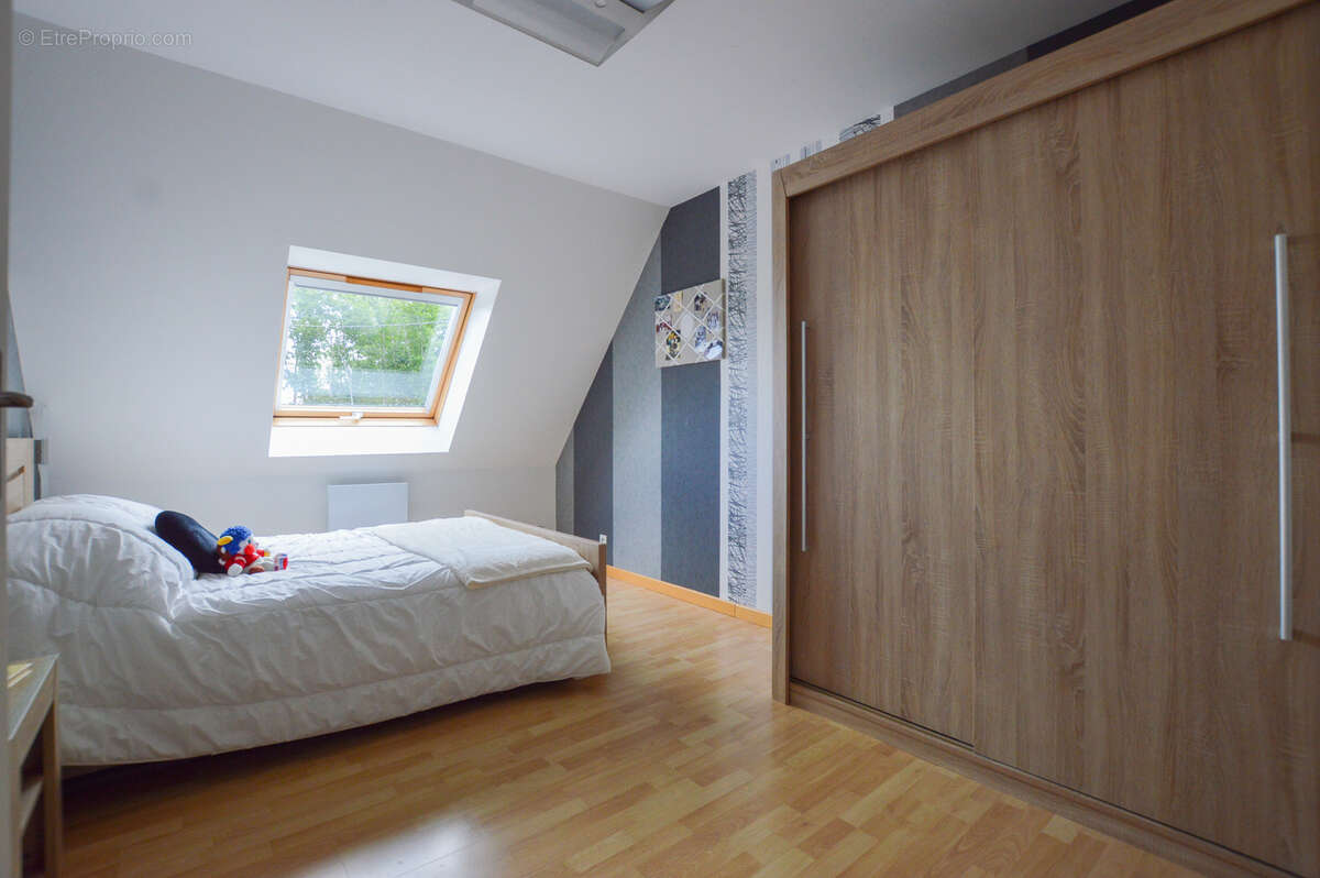 Maison à LOGONNA-DAOULAS