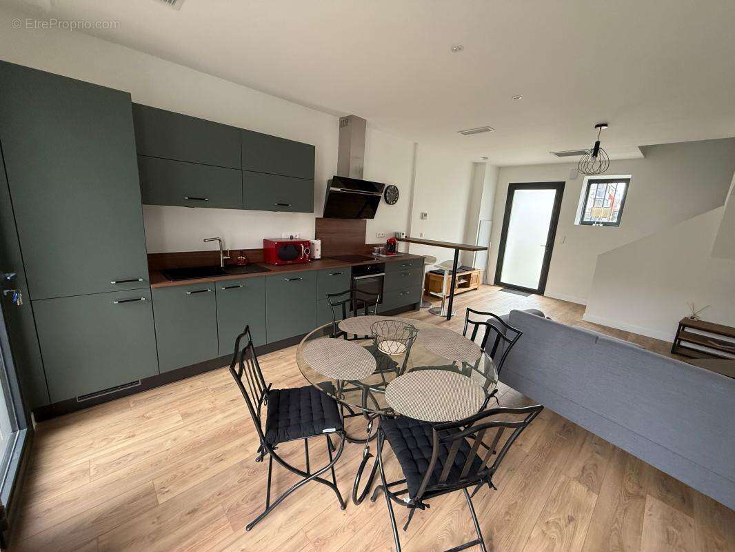 Appartement à BILLERE