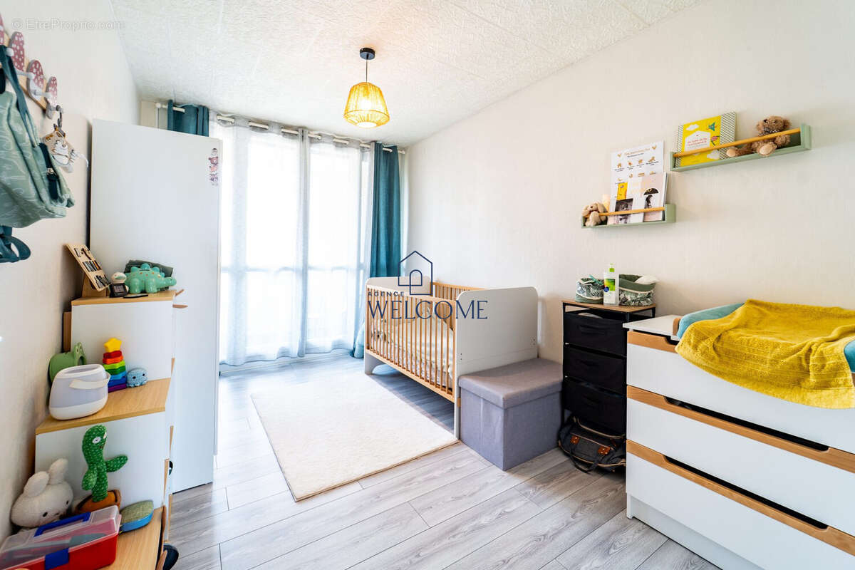 Appartement à BOURG-LES-VALENCE