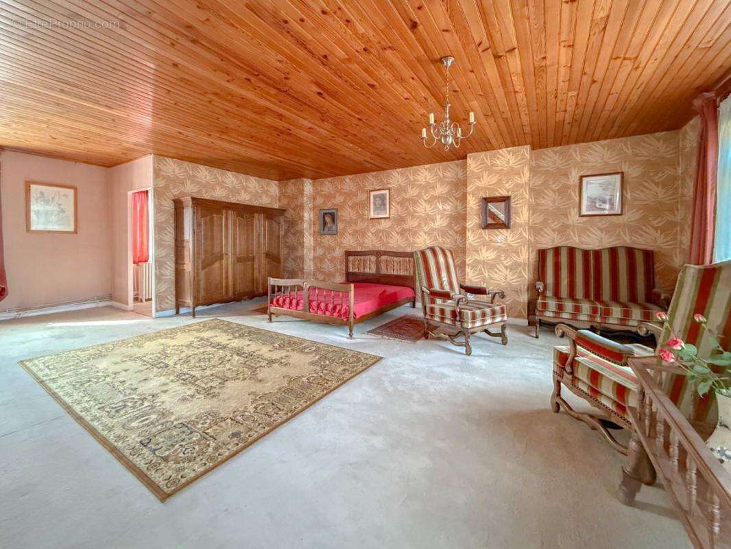 Maison à FACHES-THUMESNIL