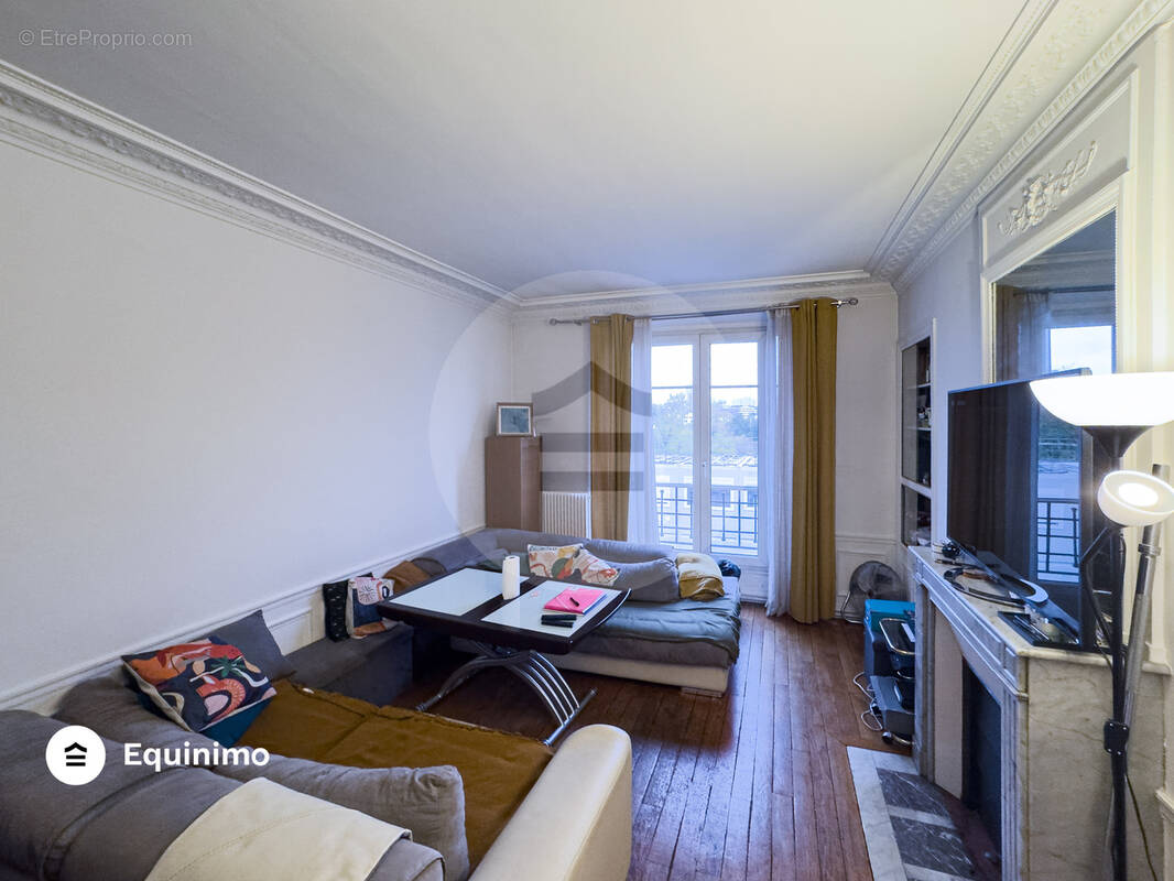 Appartement à NANTERRE