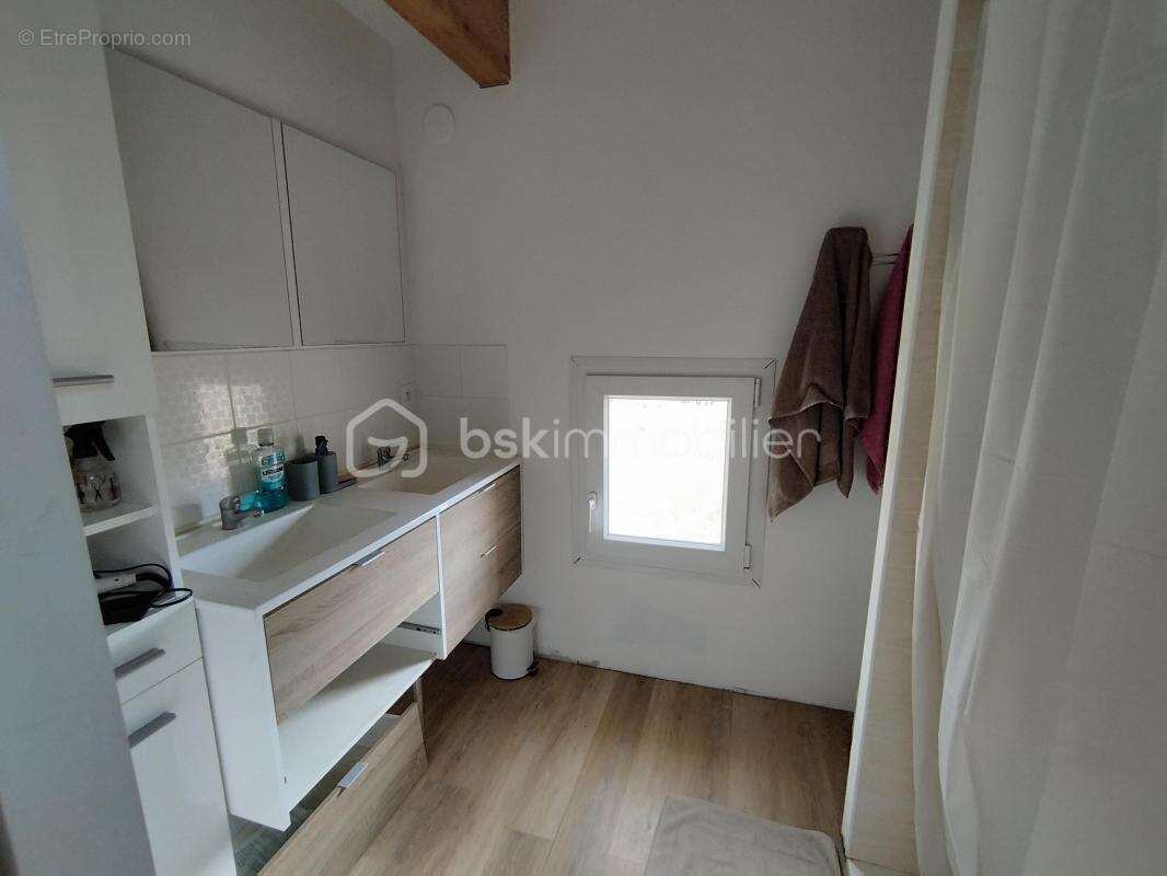 maison récente - photo 8