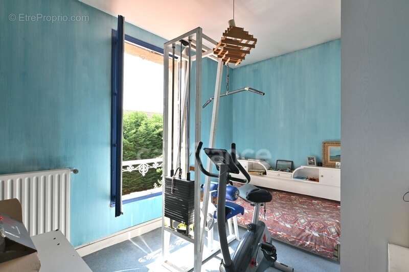 Maison à MAISONS-LAFFITTE