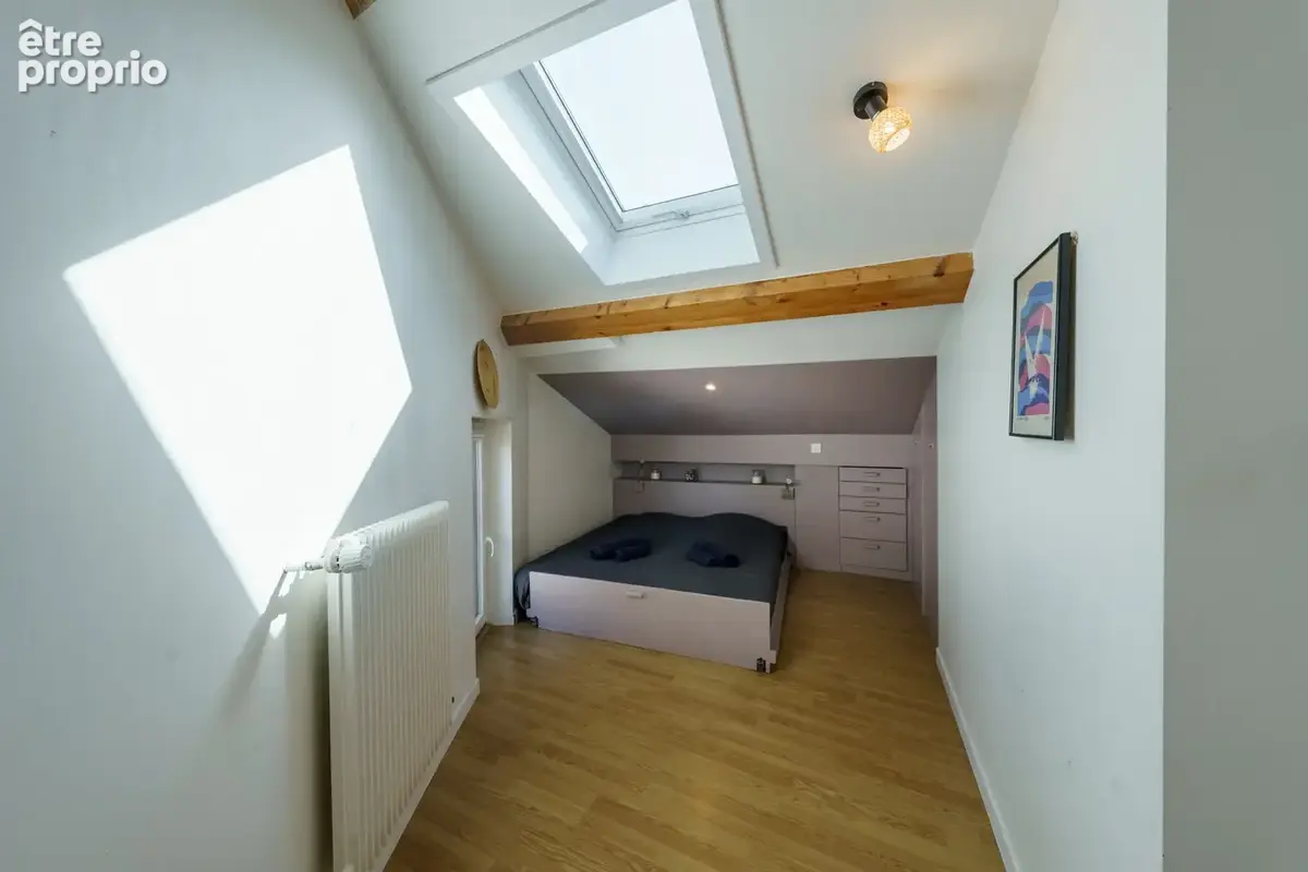 Thonon - Coeur de ville - Appartement duplex de charme 3 pièces - photo 6