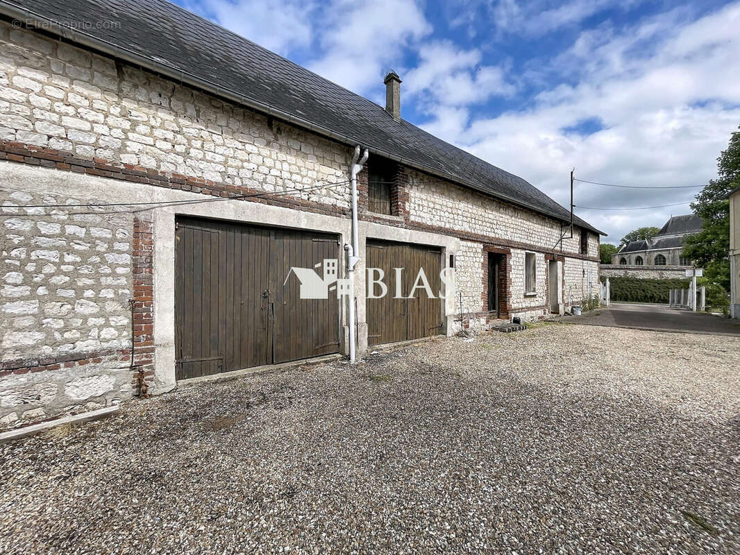 Maison à JUMIEGES
