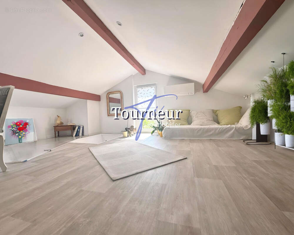 Appartement à SANARY-SUR-MER