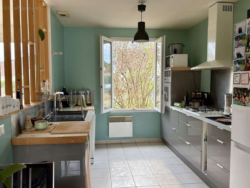 Maison 85 m² à Vitry-Aux-Loges  - photo 3