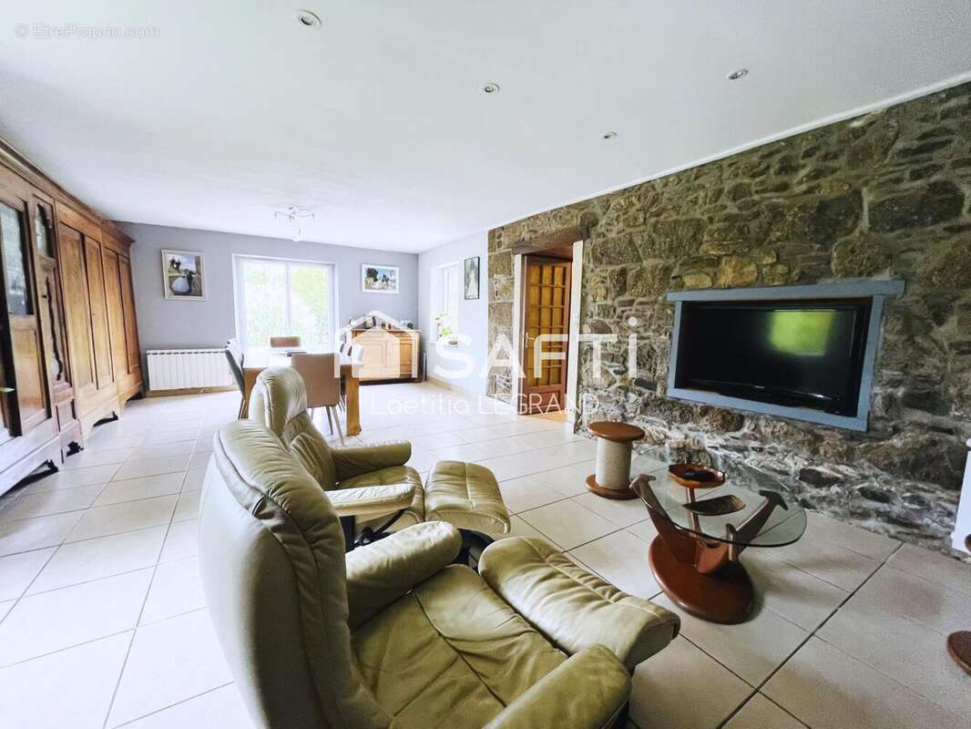 Maison 113 m² à Begard  - photo 5