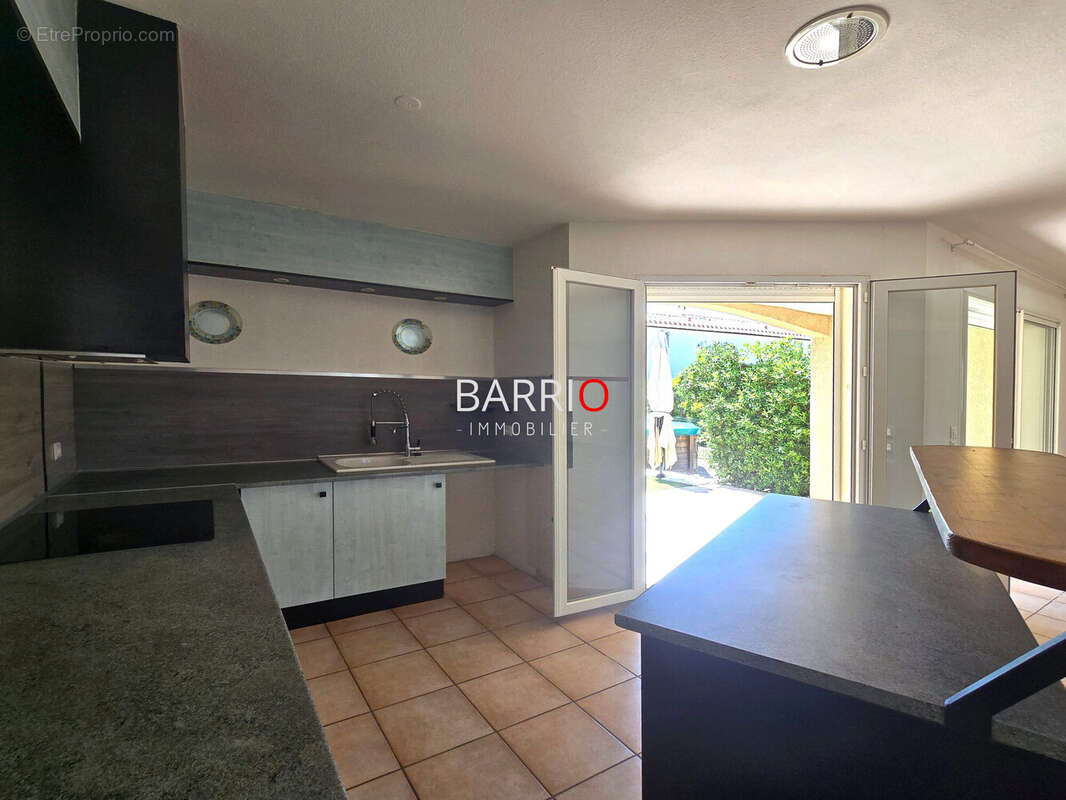 Maison à SAINT-GENIS-DES-FONTAINES