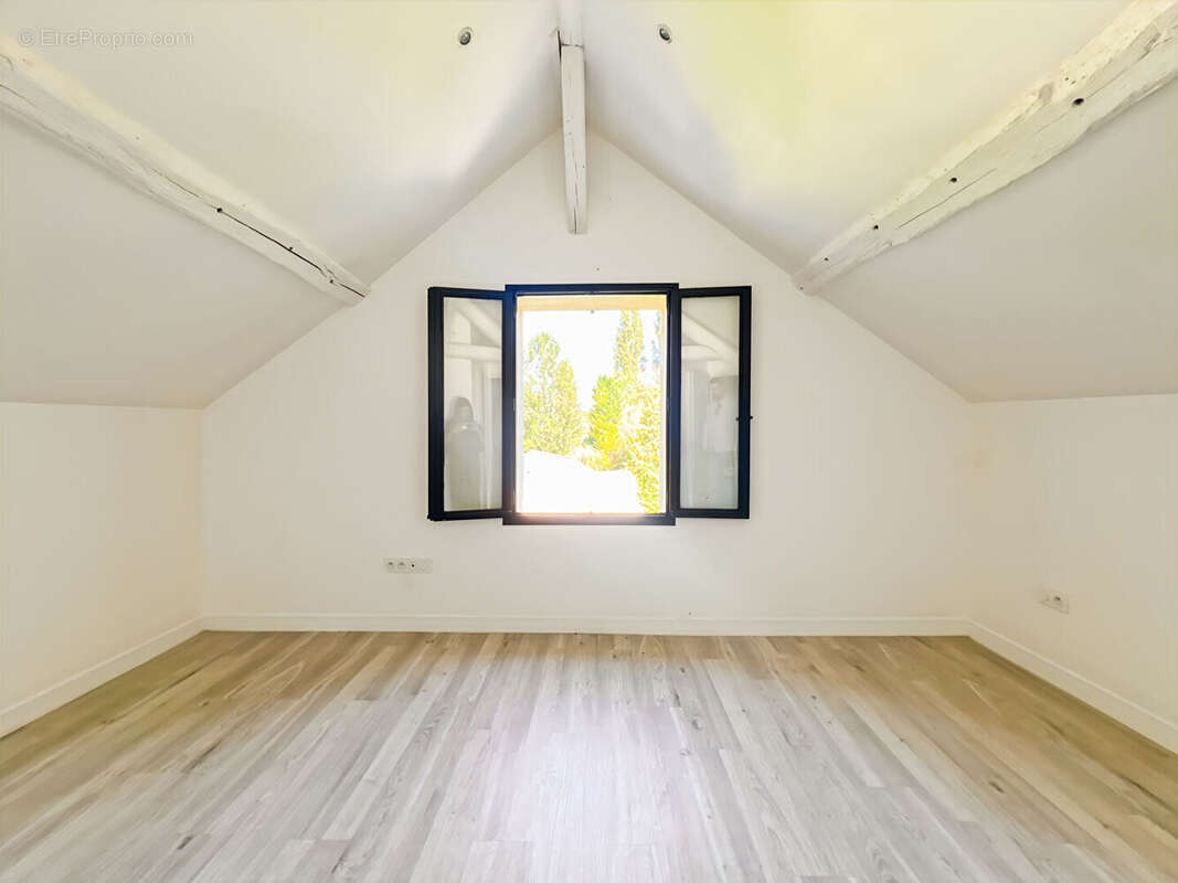 Maison à MANTES-LA-VILLE