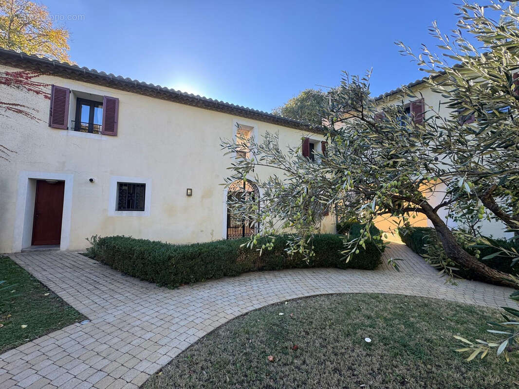 Maison à NIMES