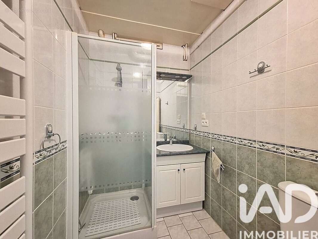 Photo 7 - Maison à LE MESNIL-SAINT-DENIS